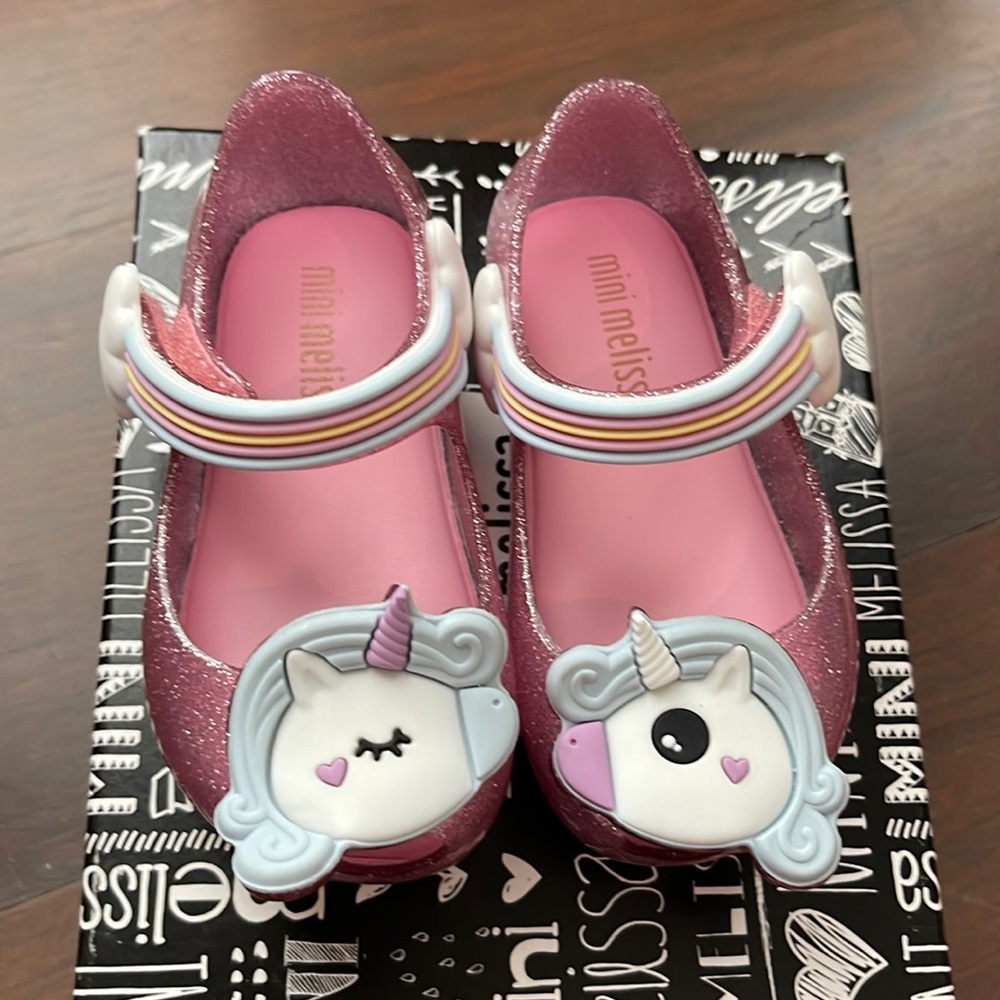 Mini Melissa Girls Unicorn 🦄 Sparkle NWB sz5